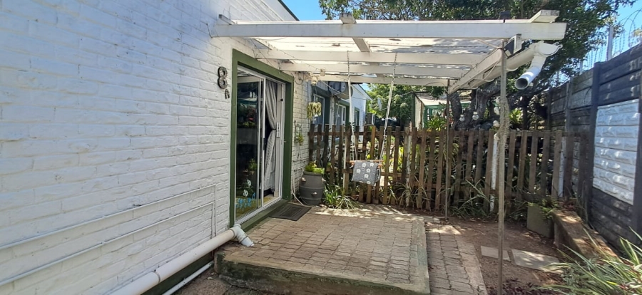 To Let 1 Bedroom Property for Rent in Abbotsford Eastern Cape